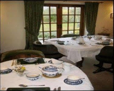 Larkrise Cottage Bed And Breakfast Stratford-upon-Avon Exterior foto