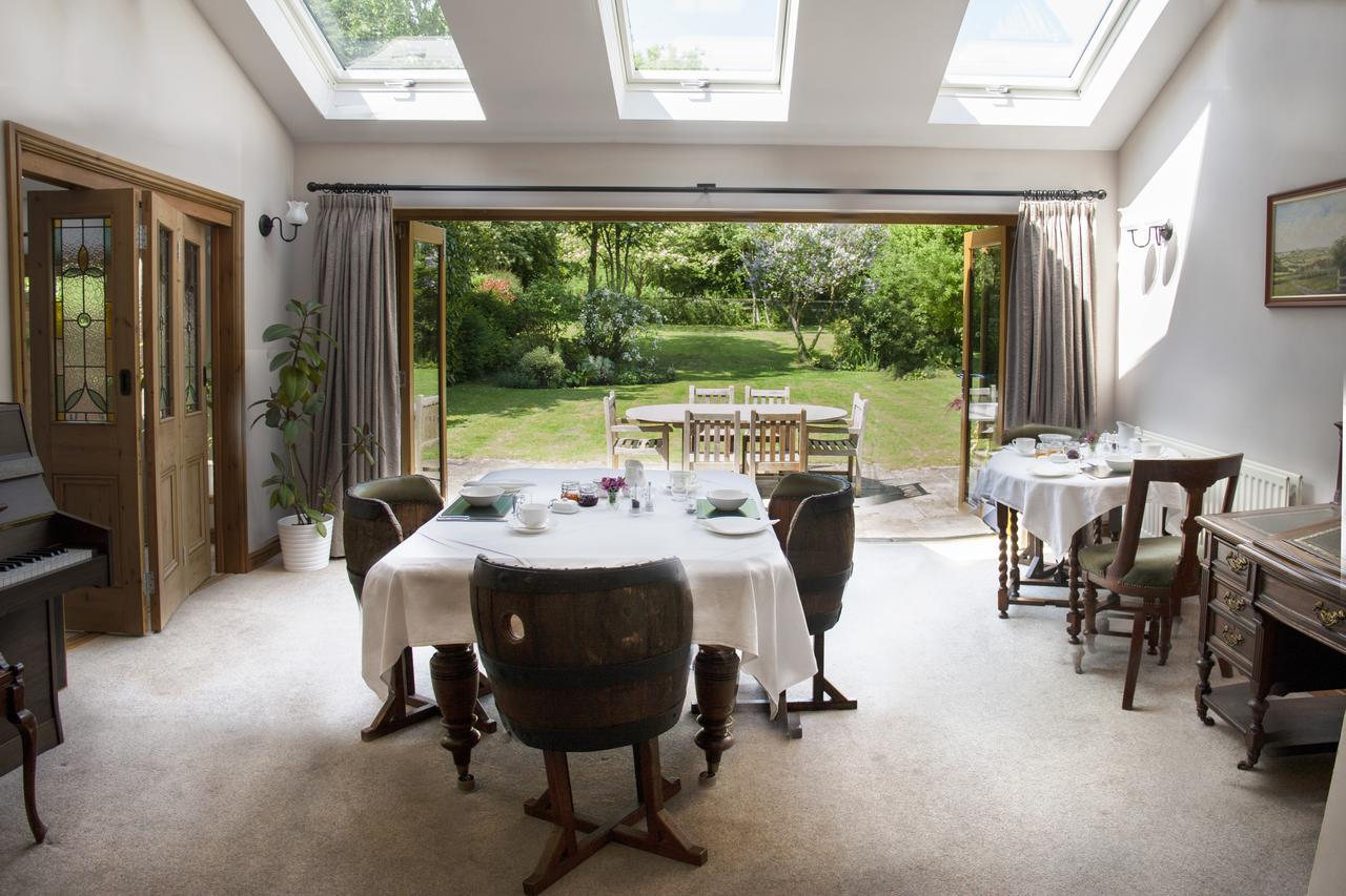 Larkrise Cottage Bed And Breakfast Stratford-upon-Avon Exterior foto