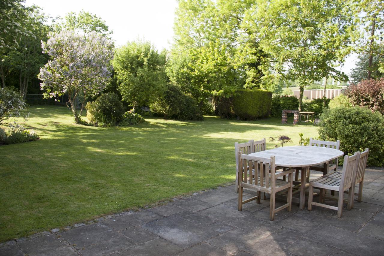 Larkrise Cottage Bed And Breakfast Stratford-upon-Avon Exterior foto